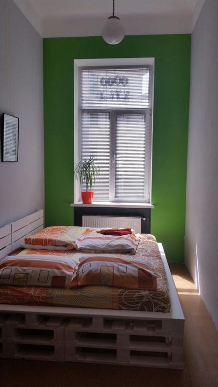 The Georgehouse Hostel Lviv Buitenkant foto