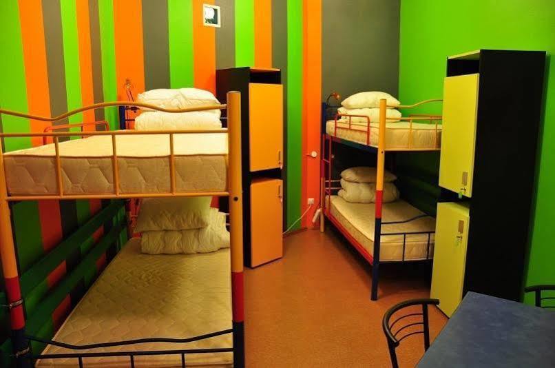 The Georgehouse Hostel Lviv Buitenkant foto