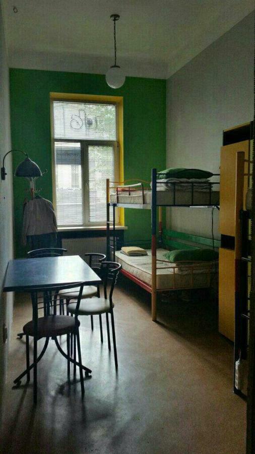 The Georgehouse Hostel Lviv Buitenkant foto
